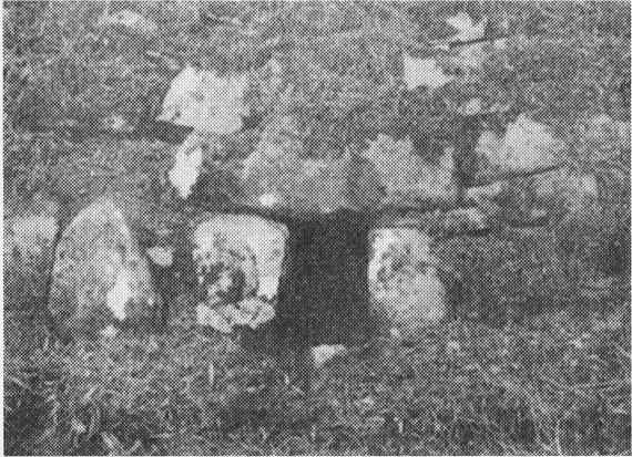 「石城山神籠石（山姥の穴）」のキャプション付きの図